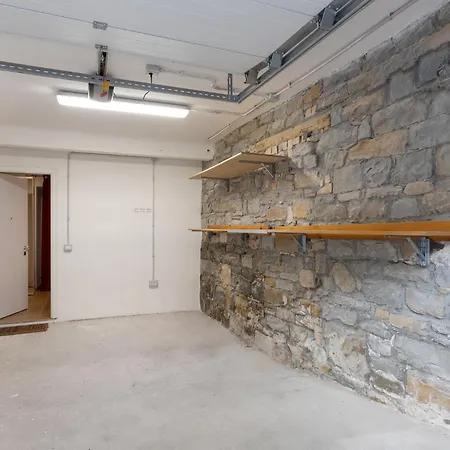 Апартаменты Hermes With Private Parking Триест