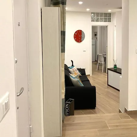 Hermes With Private Parking Апартаменты Триест